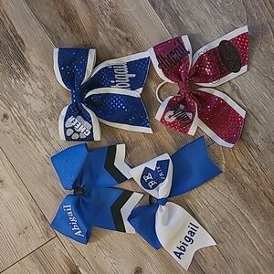 Set of 4 Cheer Bows "Abigail"